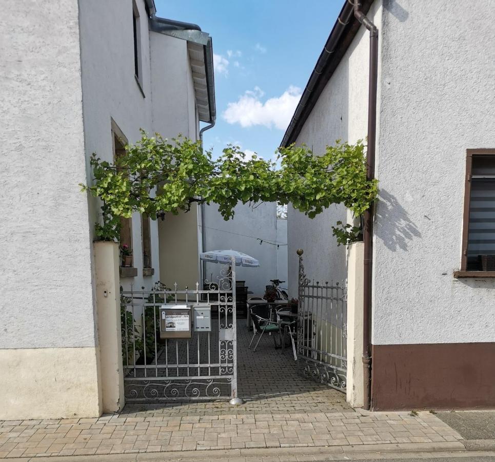 Pension Landgasthof - Iva Haßloch 外观 照片